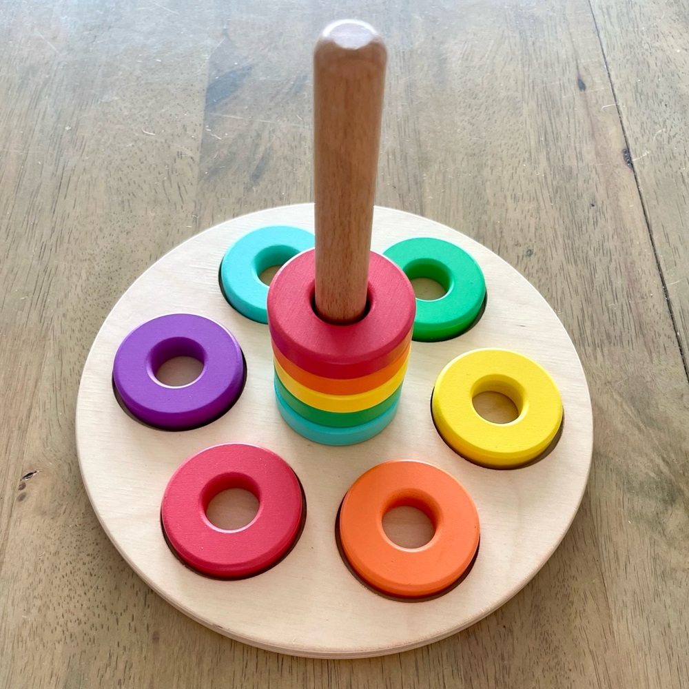 Lovevery flexible wooden stacker